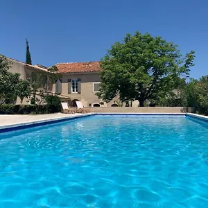 Terrasse Avec Vue Dans Les Alpilles Orgon